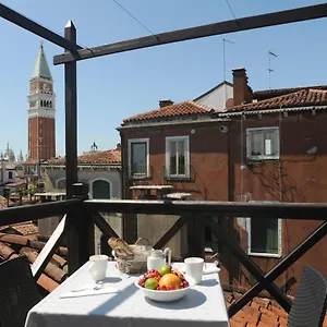 https://tra-san-marco-e-rialto.hotelinveneto.com