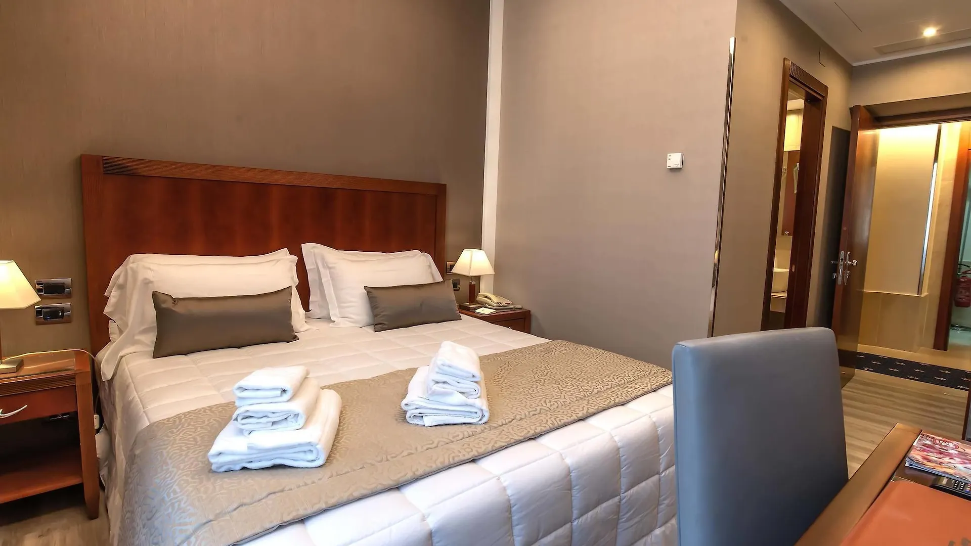 Hotel Genova Rome 4*,  Italy