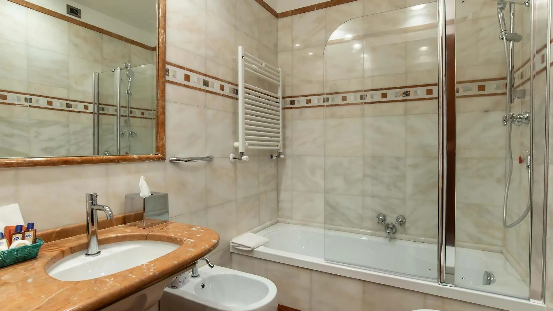 Hotel Genova Rome